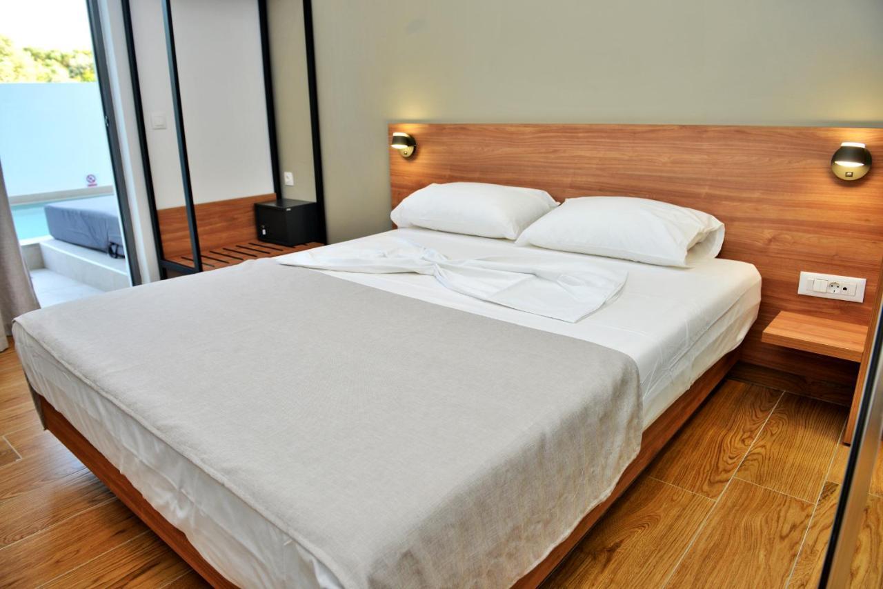 Katia Hotel Jaliszósz Kültér fotó