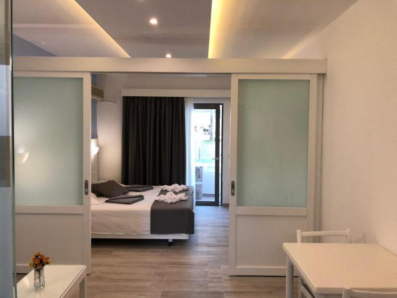 Katia Hotel Jaliszósz Kültér fotó